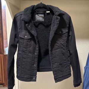 Levis sherpa trucker jacket